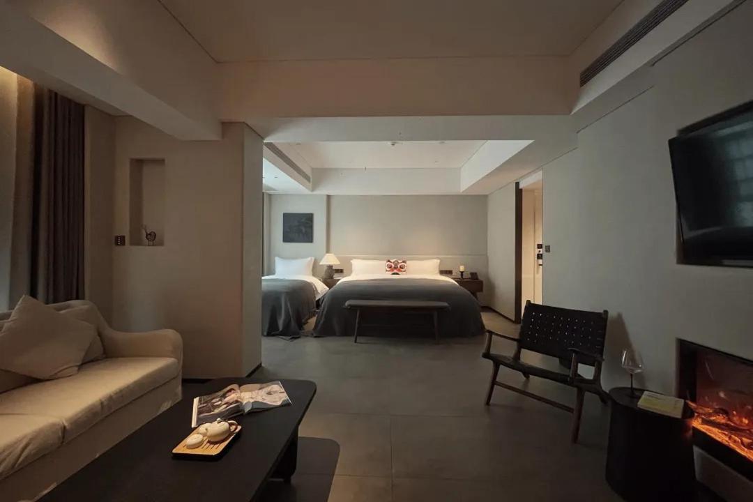 Phoenix Hall House Hotel Fenghuang Dış mekan fotoğraf