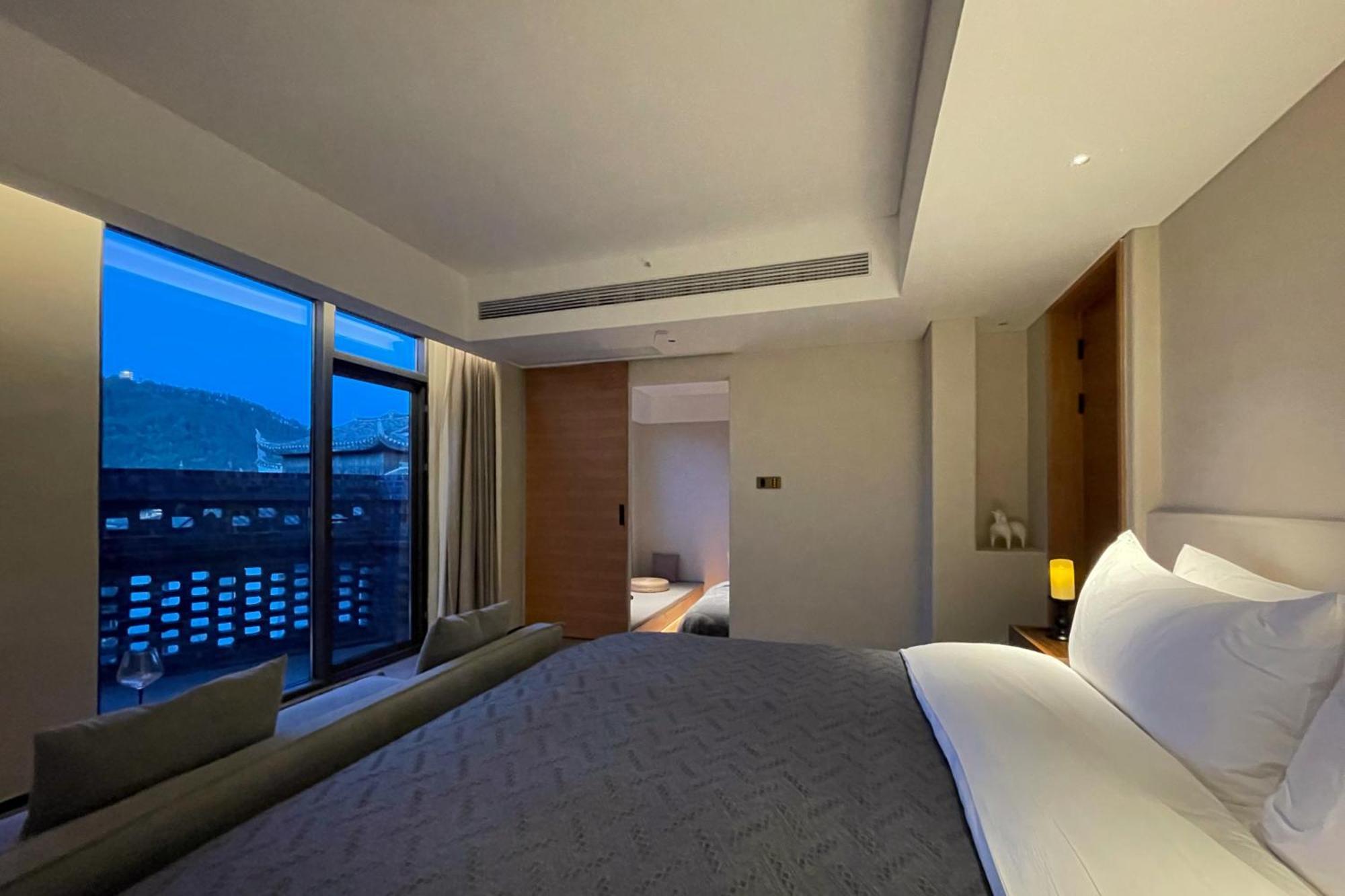 Phoenix Hall House Hotel Fenghuang Dış mekan fotoğraf